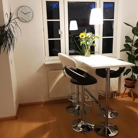 Nico Helles Gemuetliches Innenstadt Homeoffice Workplace Brandenburg (Brandenburg an der Havel)