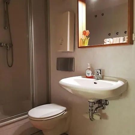 아파트 Nico Helles Gemuetliches Innenstadt Homeoffice Workplace *